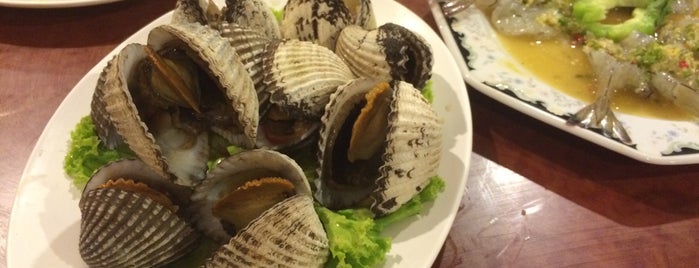 Samyan Seafood is one of Seafood Restaurant.