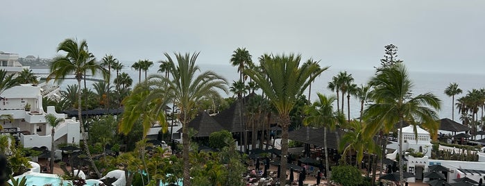 Hotel Jardin Tropical is one of honeymoon.
