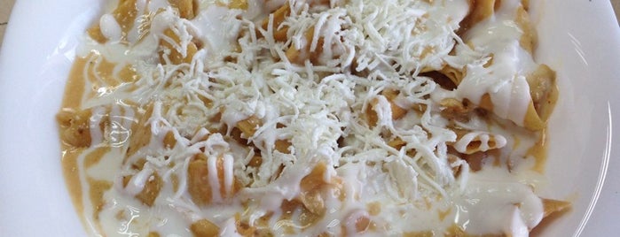 Los Chilaquiles is one of Abraham 님이 좋아한 장소.