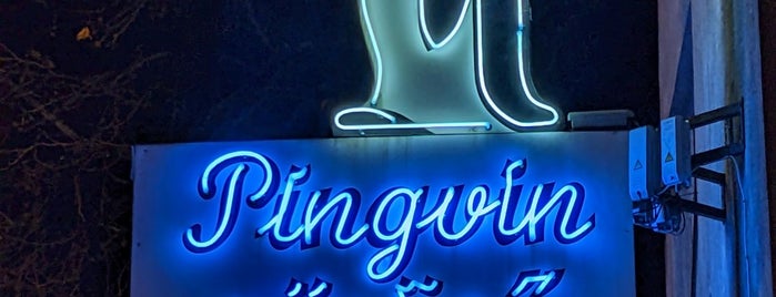 Pingvin Pub is one of Free wifi.