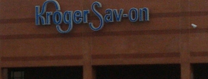 Kroger is one of Hollyさんのお気に入りスポット.