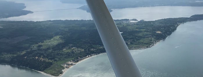 Friday Harbor Seaplanes is one of Tempat yang Disukai Jessca.