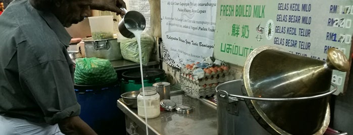 Fresh Boiled Milk @ Nasi Kandar Line Clear is one of Penang Cafés & Food.