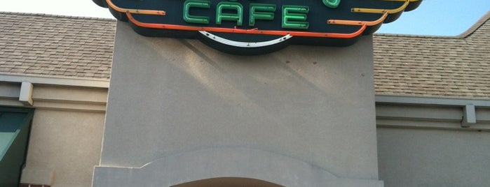 Buffalo's Cafe is one of Lugares favoritos de Kurt.