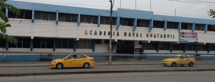 Academia Naval Guayaquil is one of Lugares mas visitados.