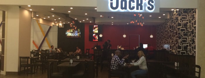 4-Jack's Bar & Bistro is one of The 15 Best Places for Tropical Drinks in Santo Domingo.
