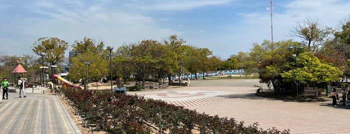 緑町公園 is one of 四国.