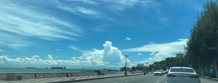 Vung Tau Front Beach is one of My Vietnam.