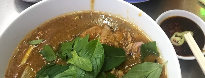 Phở Phiêu Ký 標記牛肉粉 is one of ăn hàng.