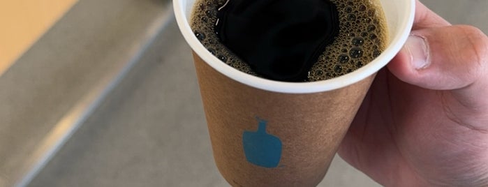 Blue Bottle Coffee is one of Kimmieさんの保存済みスポット.