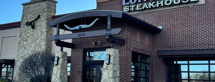 LongHorn Steakhouse is one of Love chicago.