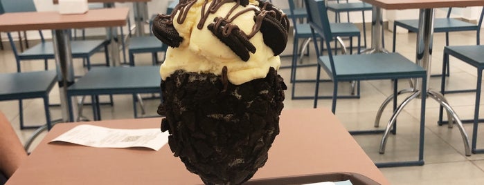 Stonia Ice Creamland is one of Posti che sono piaciuti a Inusity.