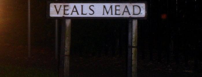 Veals Mead is one of London Parks.
