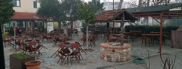 Belevi Köy Meydanı is one of Orte, die Yusuf Kaan gefallen.