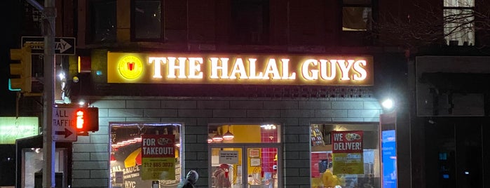 The Halal Guys is one of Locais salvos de Rafi.