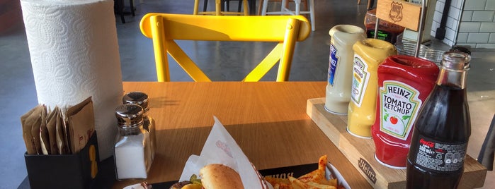 Route Burger House is one of Barış’s Liked Places.