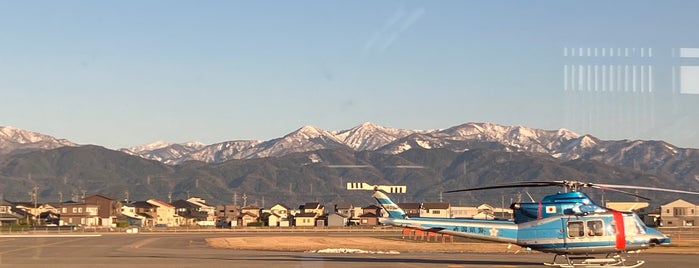 Fukui Airport (FKJ) is one of 国内線空港.