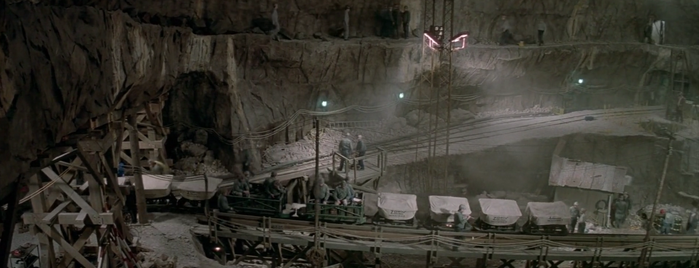 007 Stage Pinewood is one of A View to a Kill (1985).