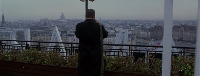 La Samaritaine is one of The Bourne Identity (2002).