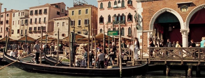 Pescheria del Mercato di Rialto is one of Casino Royale (2006).