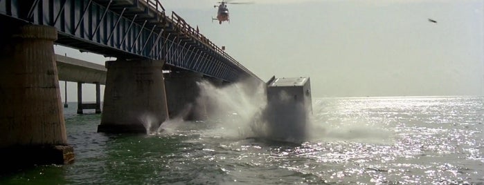 Old Seven Mile Bridge is one of Licence to Kill (1989).