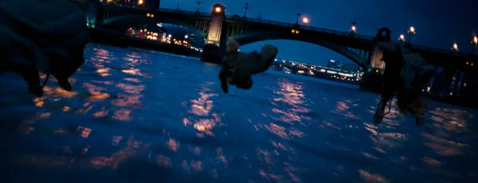 Southwark Bridge is one of Harry Potter and the Order of the Phoenix (2007).