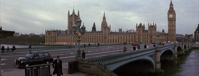 Westminster Sarayı is one of Die Another Day (2002).