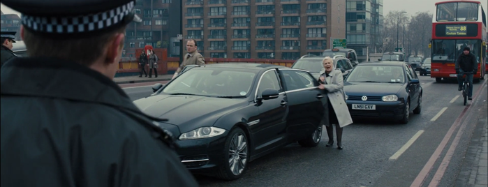 ヴォクスホール・ブリッジ is one of Skyfall (2012).