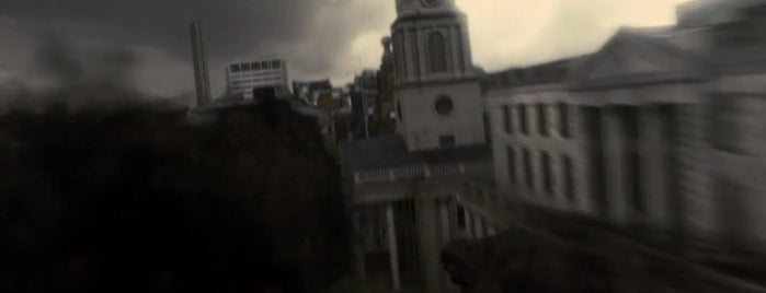 St Martin-in-the-Fields is one of Harry Potter and the Half-Blood Prince (2009).