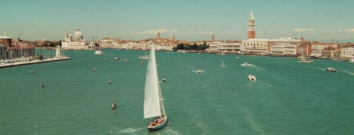 Bacino di San Marco is one of Casino Royale (2006).