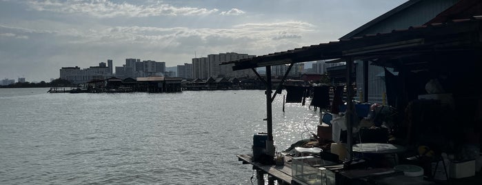 Lim Jetty (姓林桥) is one of Penang Trip 2018 (plus to do for future trips).