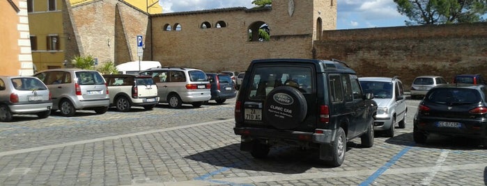 Piazza Baccio Pontelli is one of Jesi City Guide #4sqCities.
