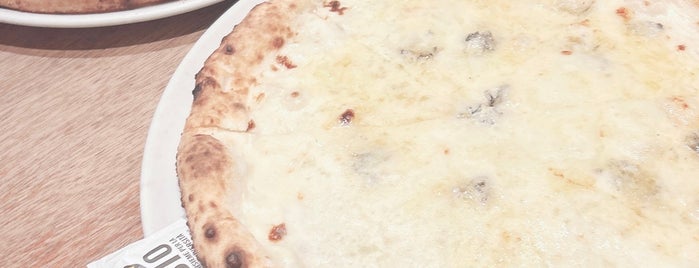PIZZA SALVATORE CUOMO & GRILL 川崎 is one of 食べたい・Want to Eat!.