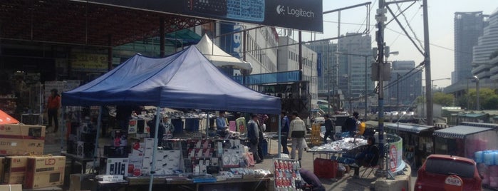 Yongsan Electronics Market is one of Korea 2014/03.