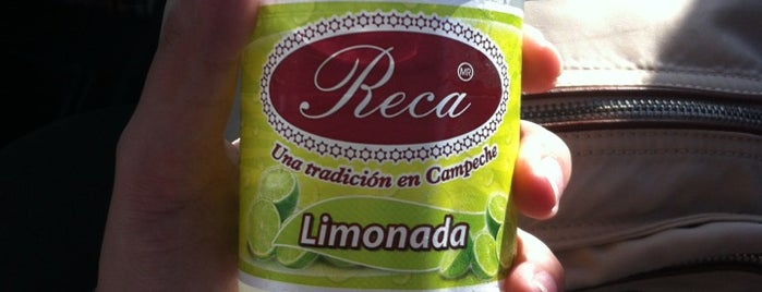 Reca Snack is one of Locais curtidos por Armando.