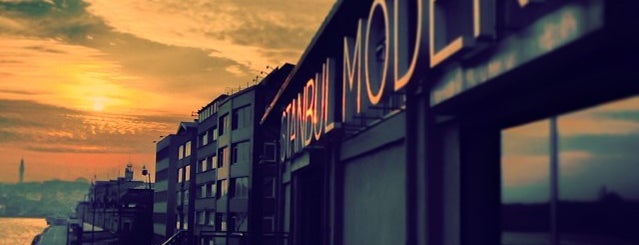 İstanbul Modern is one of İstanbul.