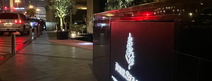 Four Seasons Hotel Dubai International Financial Centre is one of Tempat yang Disukai Håkan.