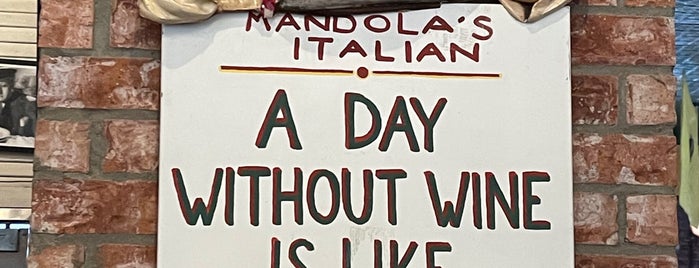 Mandola's Italian Market is one of สถานที่ที่ Dustin ถูกใจ.