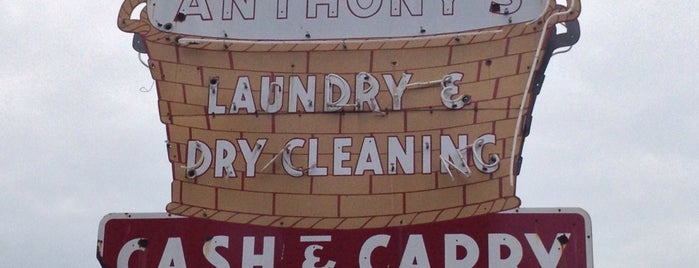 Anthony's Laundry is one of Texas Vintage Signs.