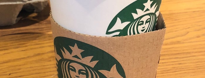 Starbucks is one of Locais curtidos por Heena.