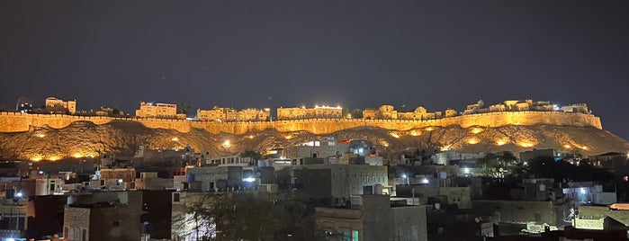 Jaisalmer is one of Índia.
