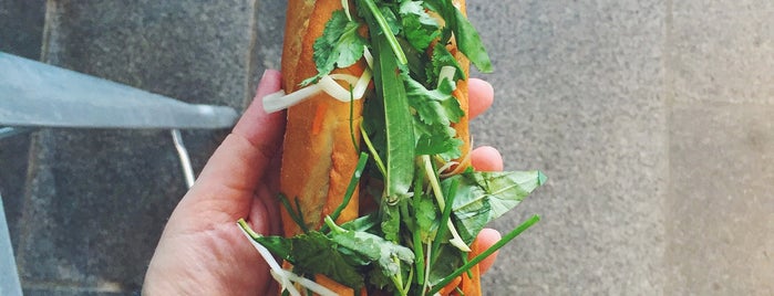 Banh Mi Daily is one of Lieux qui ont plu à Murat.