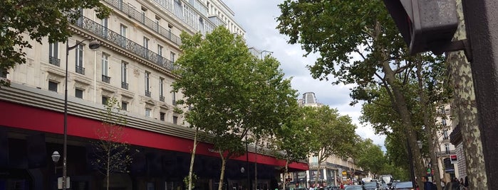 Boulevard Haussmann is one of Paris!.