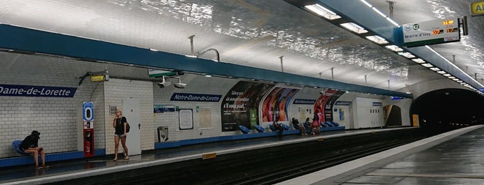 Métro Notre-Dame de Lorette [12] is one of Metro.