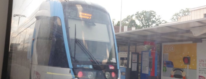 Station Allée de la Tour — Rendez-Vous [T4] is one of Tramway T4.