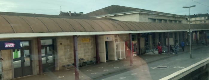 Gare SNCF de Creil is one of ***.