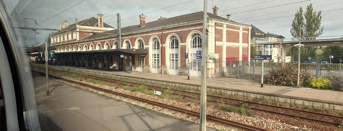 Gare SNCF d'Évreux-Normandie is one of Done.