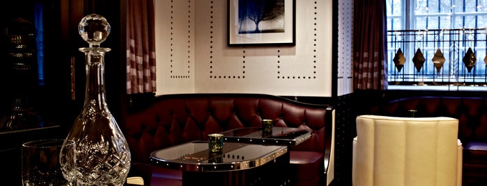 The Luggage Room is one of London Bars.