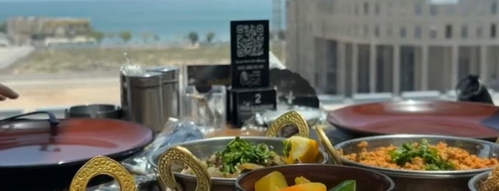 Golden Gate Restaurant is one of Khobar ❤️.