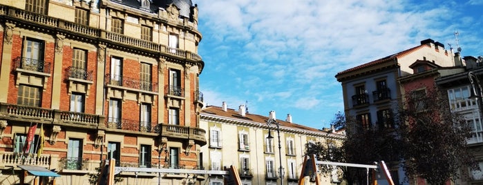 Plaza San Francisco is one of Navarre.